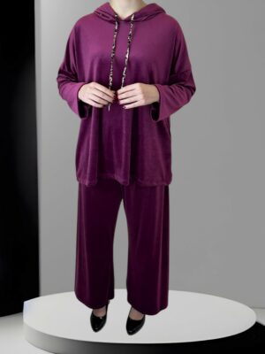 Σετ βελούδινο με εντυπωσιακές λεοπάρ λεπτομέρειες<br/><small class="dmm_sku">Κωδικός προϊόντος: 8281-μωβ</small>