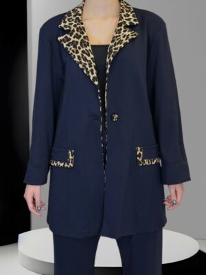 Κοστούμι με Ελαστικό Ύφασμα και Φόδρα με Λεοπάρ Υπογραφή<br/><small class="dmm_sku">Κωδικός προϊόντος: 8579-μπλε</small>