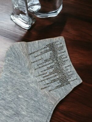 Elegant Κάλτσες με Λαμπερό Σχέδιο Στρας<br/><small class="dmm_sku">Κωδικός προϊόντος: 8739-γκρι</small>