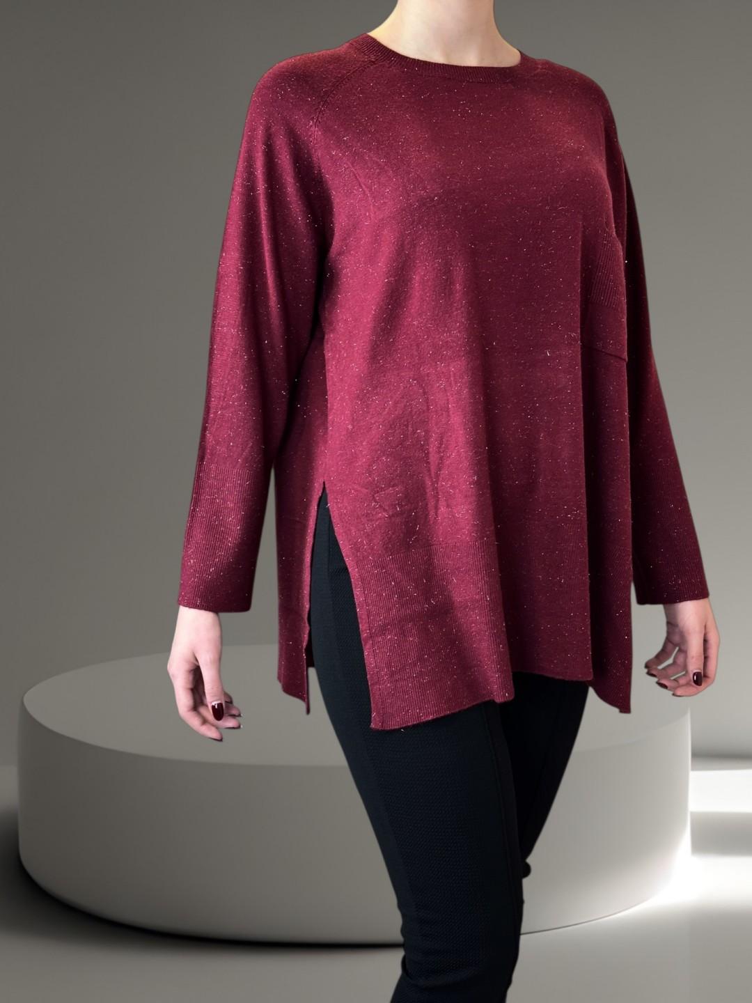 Premium Πουλόβερ V με Λαμπερή Ασημί Κλωστή