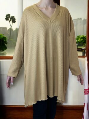 Υπέροχη V-neck μπλούζα για κάθε εμφάνιση<br/><small class="dmm_sku">Κωδικός προϊόντος: 8861-κιτρινο</small>