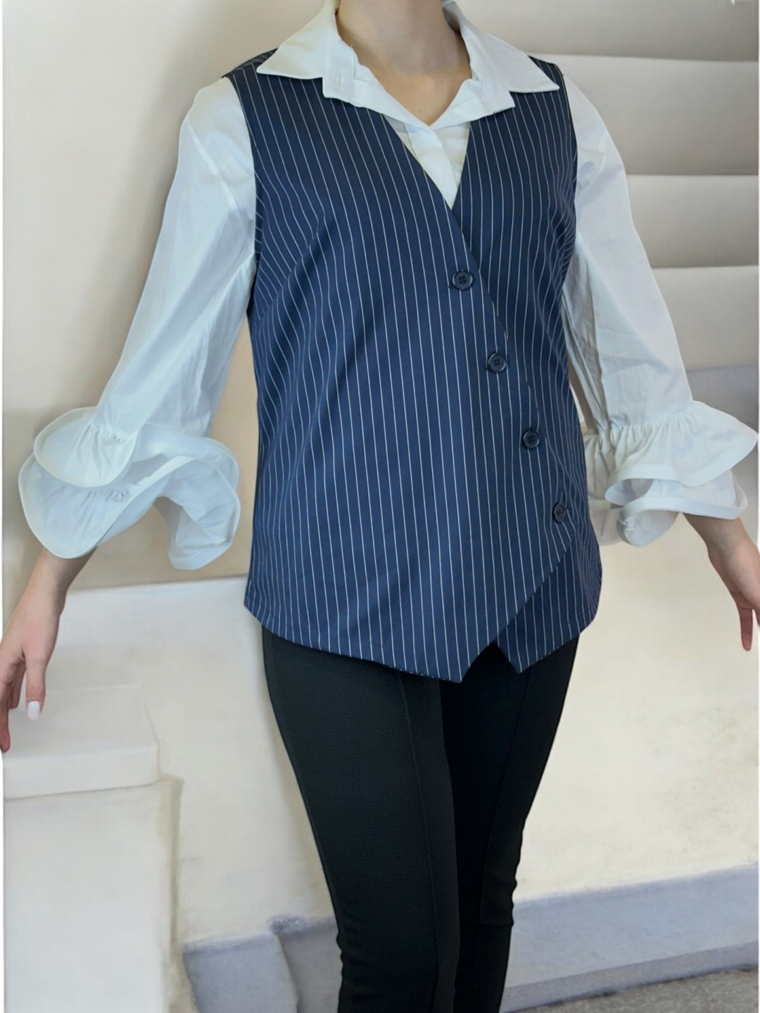 Στυλάτο ριγέ γιλέκο για κάθε εμφάνιση