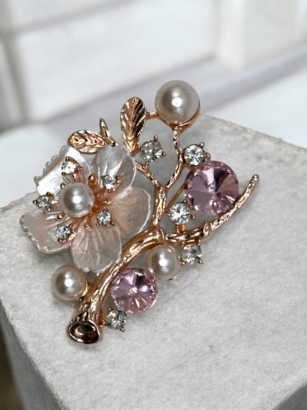 Vintage Ρομαντική Καρφίτσα με Λουλούδι