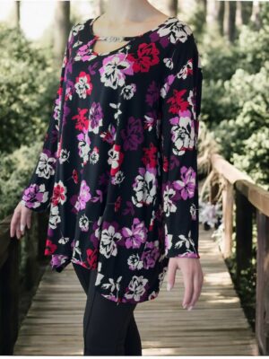 Μπλούζα βισκόζης με ενσωματωμένο διακοσμητικό αξεσουάρ<br/><small class="dmm_sku">Κωδικός προϊόντος: 8882-μωβ</small>