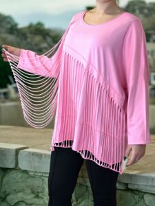 Γυναικεία μπλούζα με σκισίματα μοντέρνου στυλ