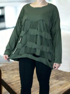 Στυλάτη μπλούζα με τετράγωνα cut-out