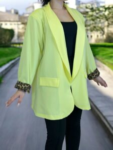 Exclusive σακάκι με leopard επένδυση