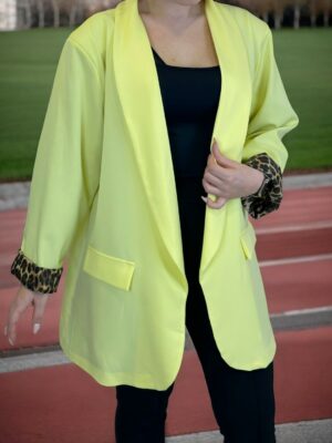 Exclusive σακάκι με leopard επένδυση