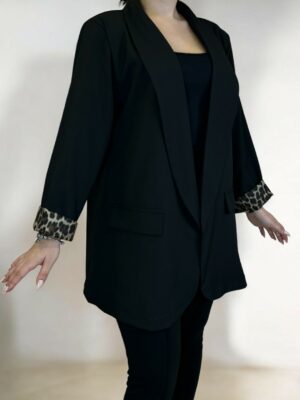 Exclusive σακάκι με leopard επένδυση