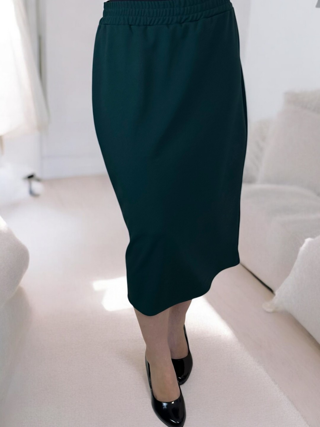 Κομψή ελαστική φούστα από κρεπ ύφασμα