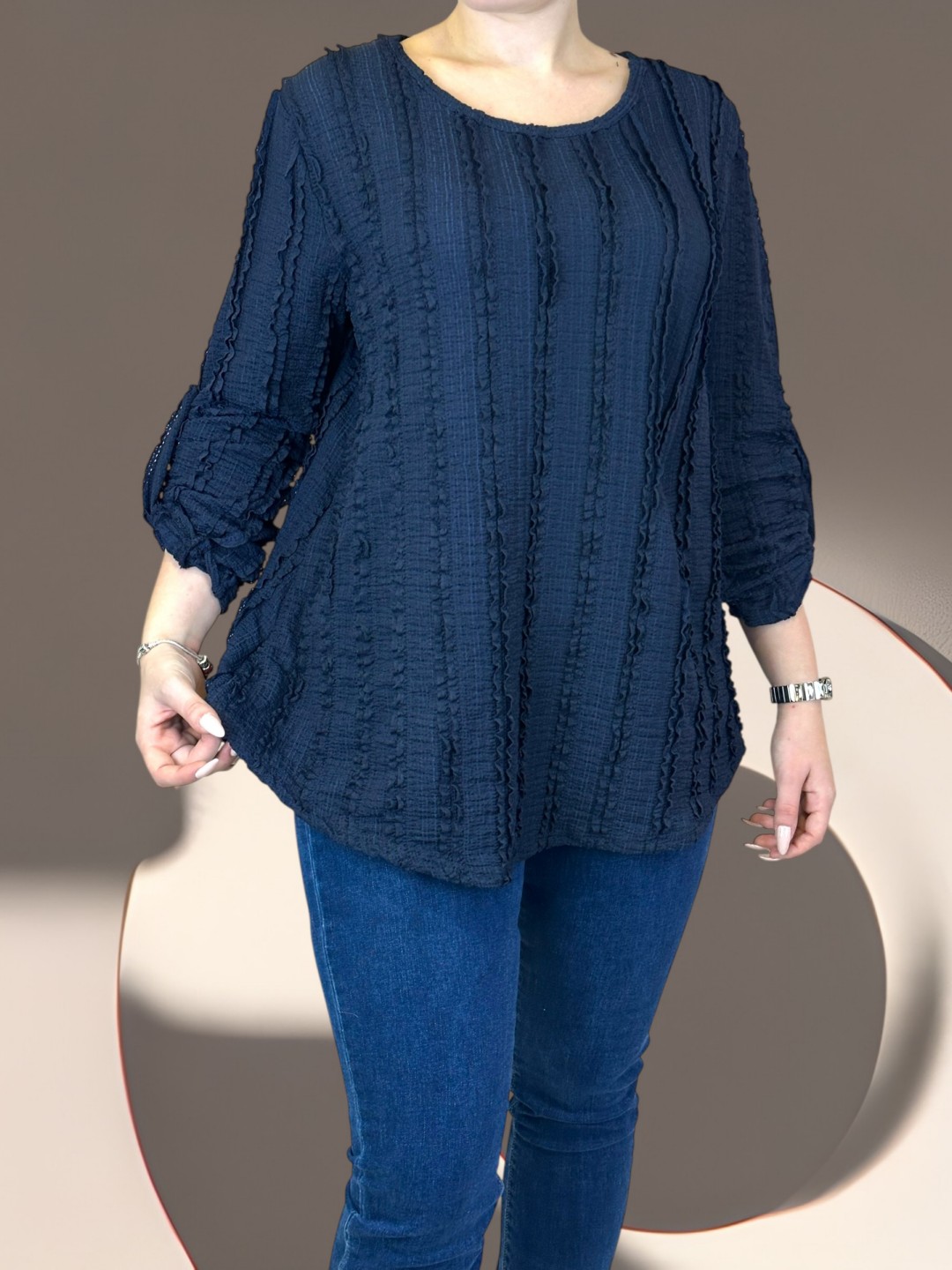 Must-have μπλούζα με textured λεπτομέρεια