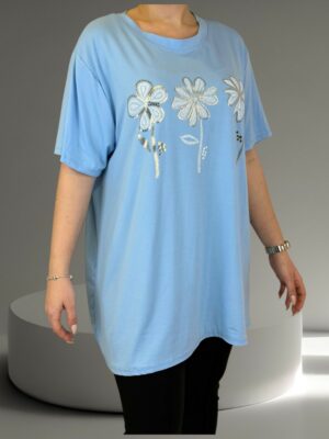 Κοντομάνικη μπλούζα με λουλουδάτο τύπωμα