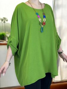 Oversized top με necklace detail