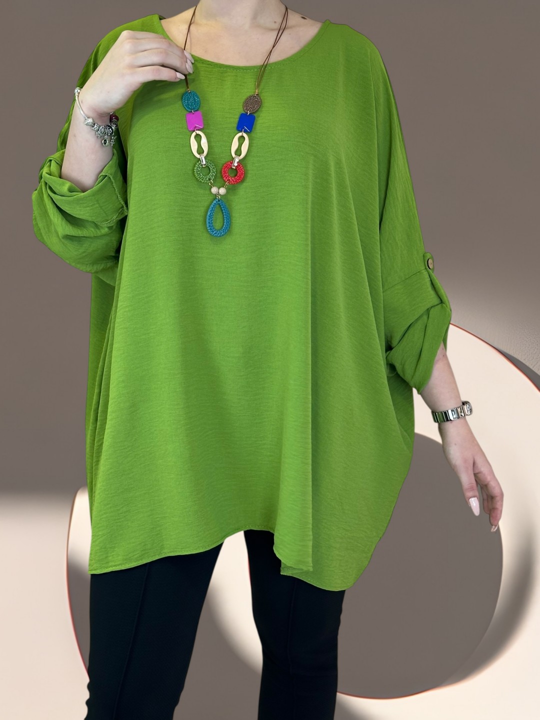 Oversized top με necklace detail