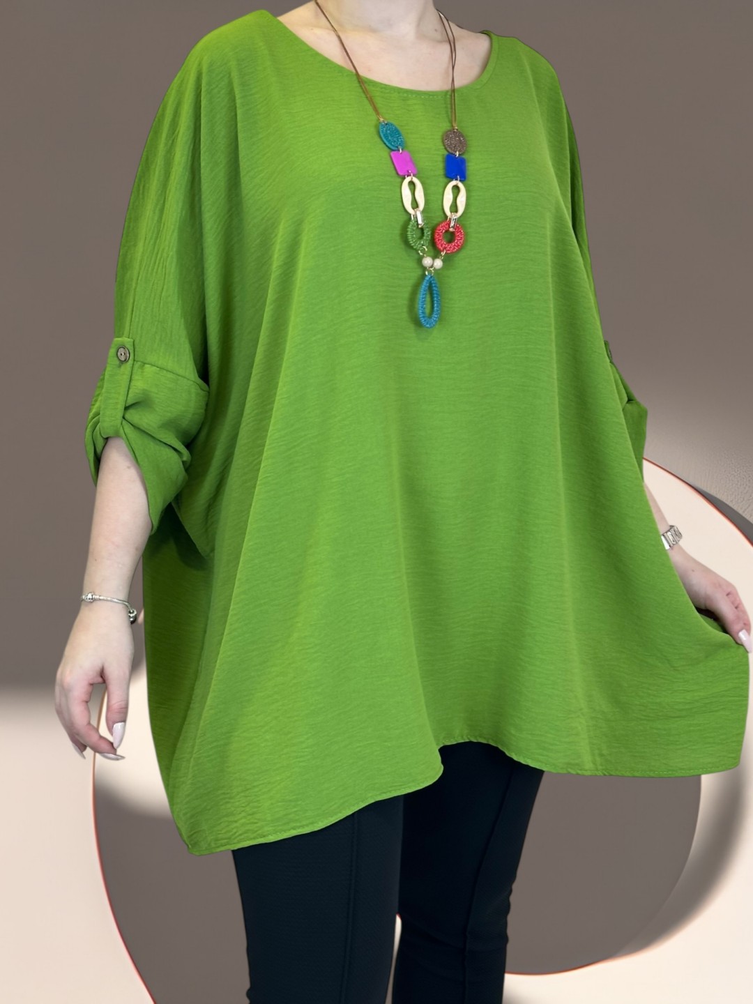 Oversized top με necklace detail