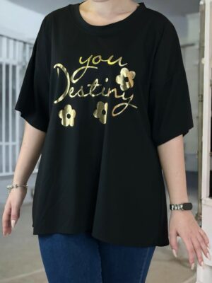 Η μπλούζα με gold print που ξεχωρίζει