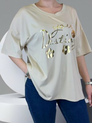 Η μπλούζα με gold print που ξεχωρίζει