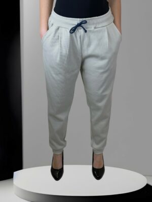 Το βαμβακερό παντελόνι που συνδυάζει άνεση & στυλ