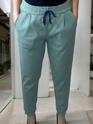 Το βαμβακερό παντελόνι που συνδυάζει άνεση & στυλ