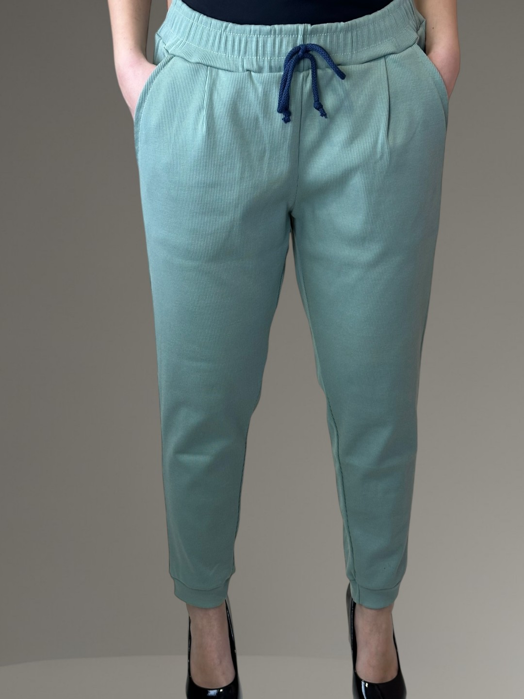 Το βαμβακερό παντελόνι που συνδυάζει άνεση & στυλ