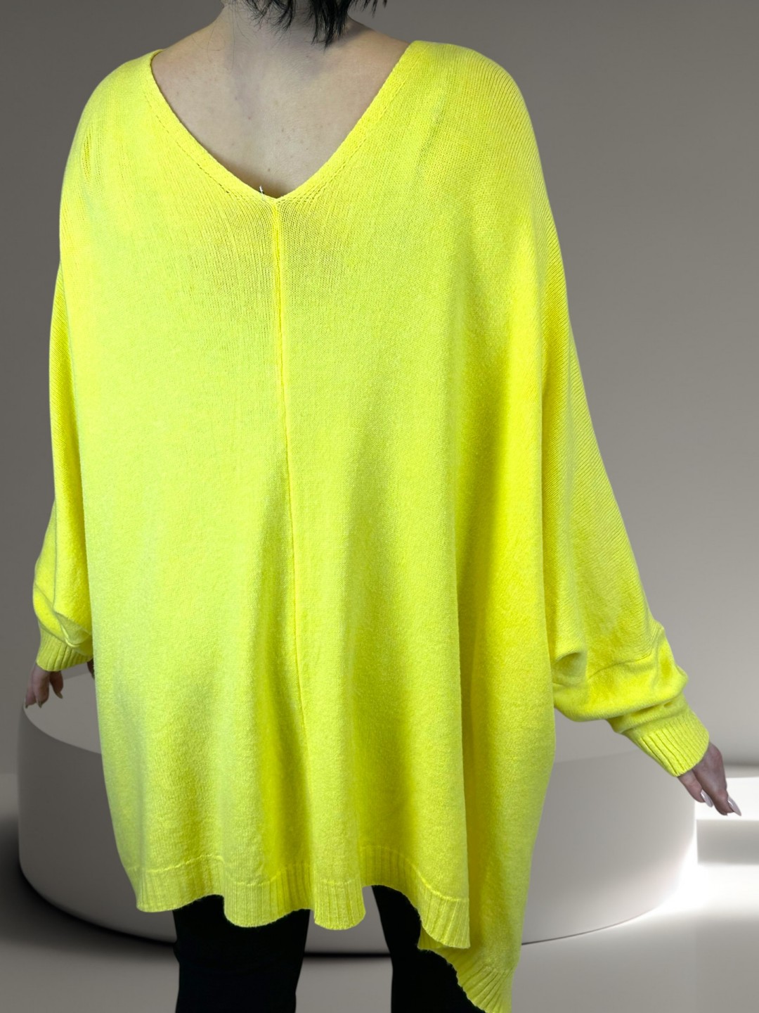 Άνετη Plus Size ζακέτα για καθημερινές εμφανίσεις