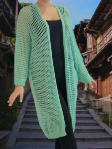 Μακριά πλεκτή ζακέτα δίχτυ