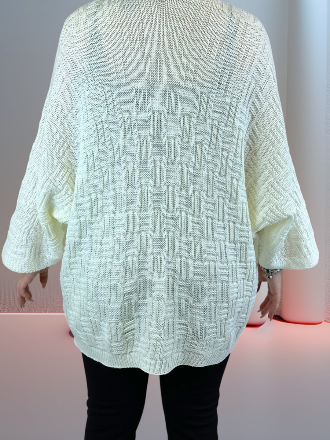 Πλεκτή ζακέτα που χαρίζει στιλ και άνεση