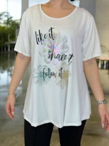 Μοντέρνα μπλούζα με στάμπα Like It Share It