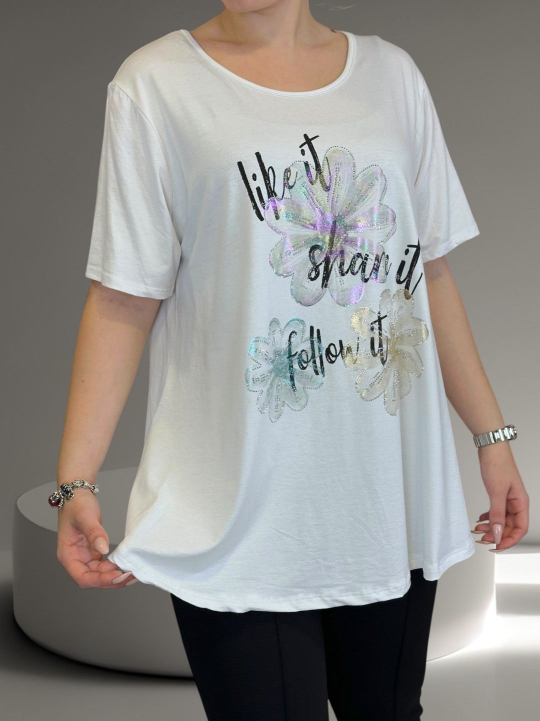 Μοντέρνα μπλούζα με στάμπα Like It Share It