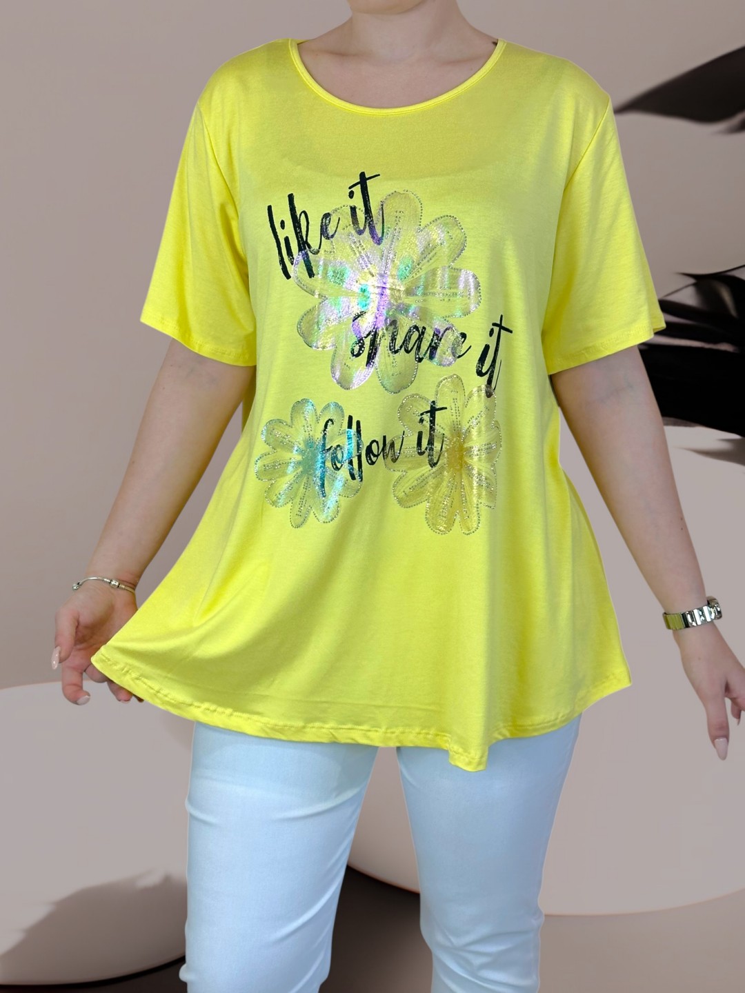 Μοντέρνα μπλούζα με στάμπα Like It Share It