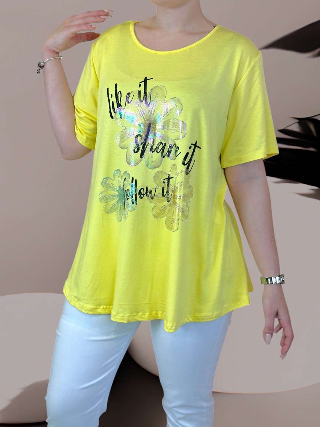 Μοντέρνα μπλούζα με στάμπα Like It Share It