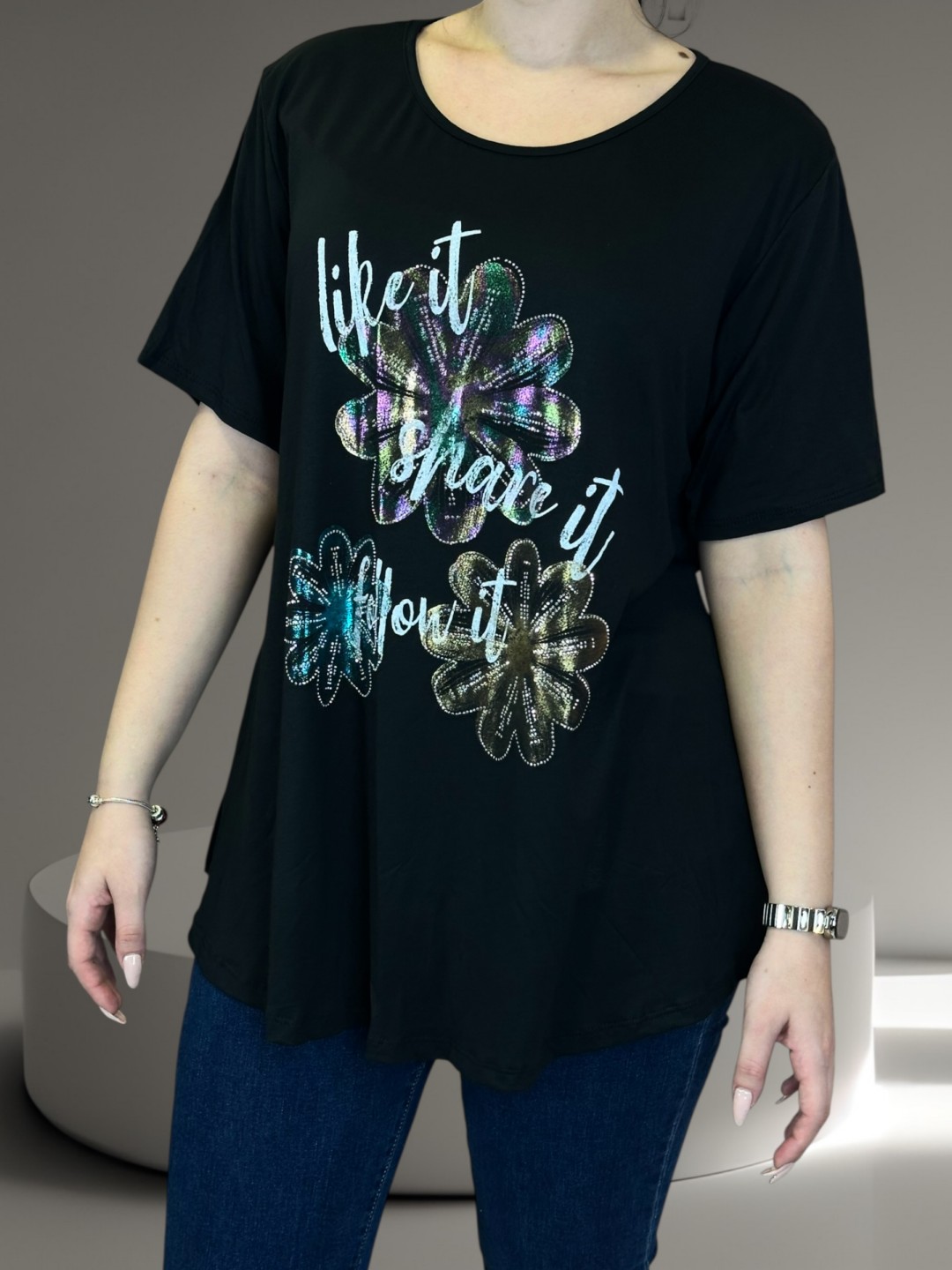 Μοντέρνα μπλούζα με στάμπα Like It Share It
