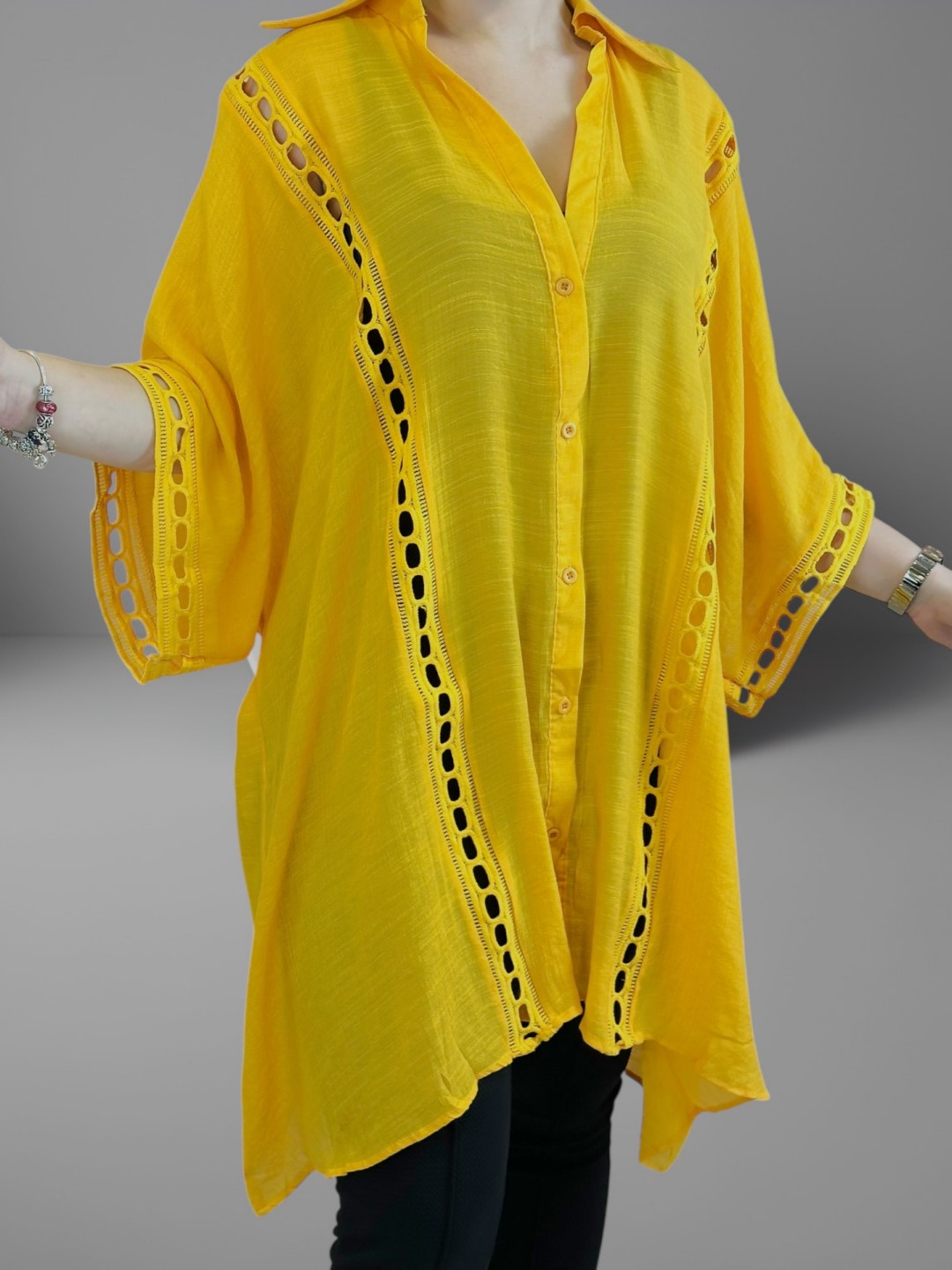 Άνετο πουκάμισο καφτάνι με ιδιαίτερα σχέδια