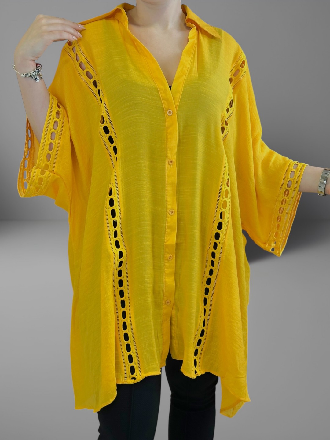 Άνετο πουκάμισο καφτάνι με ιδιαίτερα σχέδια