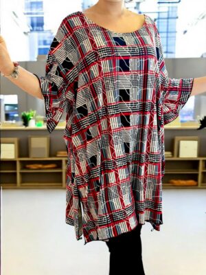 Άνετο μπλουζοφόρεμα με V και σκισίματα