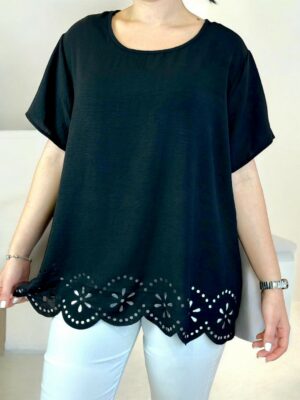 Μπλούζα με ιδιαίτερο τελείωμα