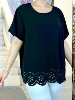 Μπλούζα με ιδιαίτερο τελείωμα