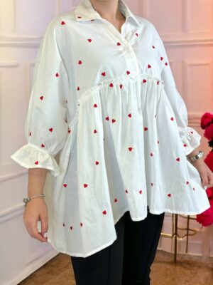 Ρομαντικό πουκάμισο με βολάν και κεντητό σχέδιο