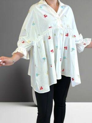 Ρομαντικό πουκάμισο με βολάν και κεντητό σχέδιο