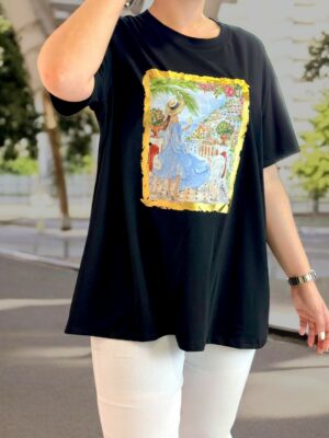 Urban μπλούζα με δυναμική στάμπα