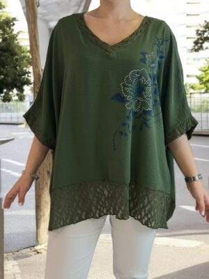 Delicate μπλούζα με floral μοτίβο και lace τελείωμα