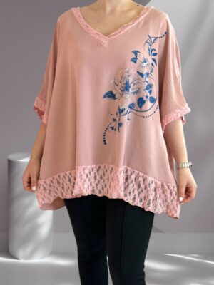 Delicate μπλούζα με floral μοτίβο και lace τελείωμα