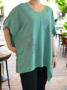 Floral strass μπλούζα με μύτες