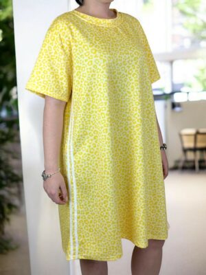 Το λεοπάρ φόρεμα που ξεχωρίζει με ρίγα