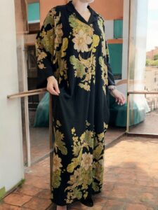 Αέρινο φόρεμα καφτάνι με λουλουδάτο σχέδιο