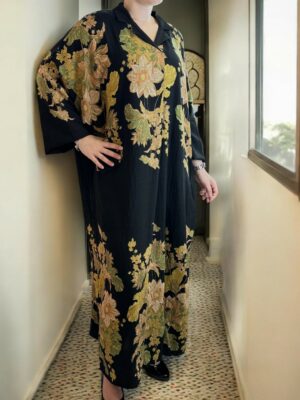 Αέρινο φόρεμα καφτάνι με λουλουδάτο σχέδιο