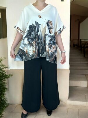 Elegant σετάκι με floral μοτίβο και V λαιμόκοψη