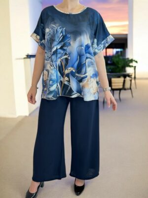 Αέρινο σετ με λουλουδάτο σχέδιο και στρογγυλή λαιμόκοψη