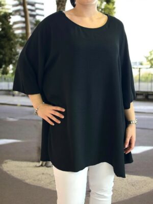 Γυναικεία μπλούζα με ελαφρώς καμπάνα μανίκια