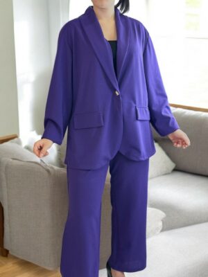 Άνετο κοστούμι από ελαστικό κρεπ ύφασμα